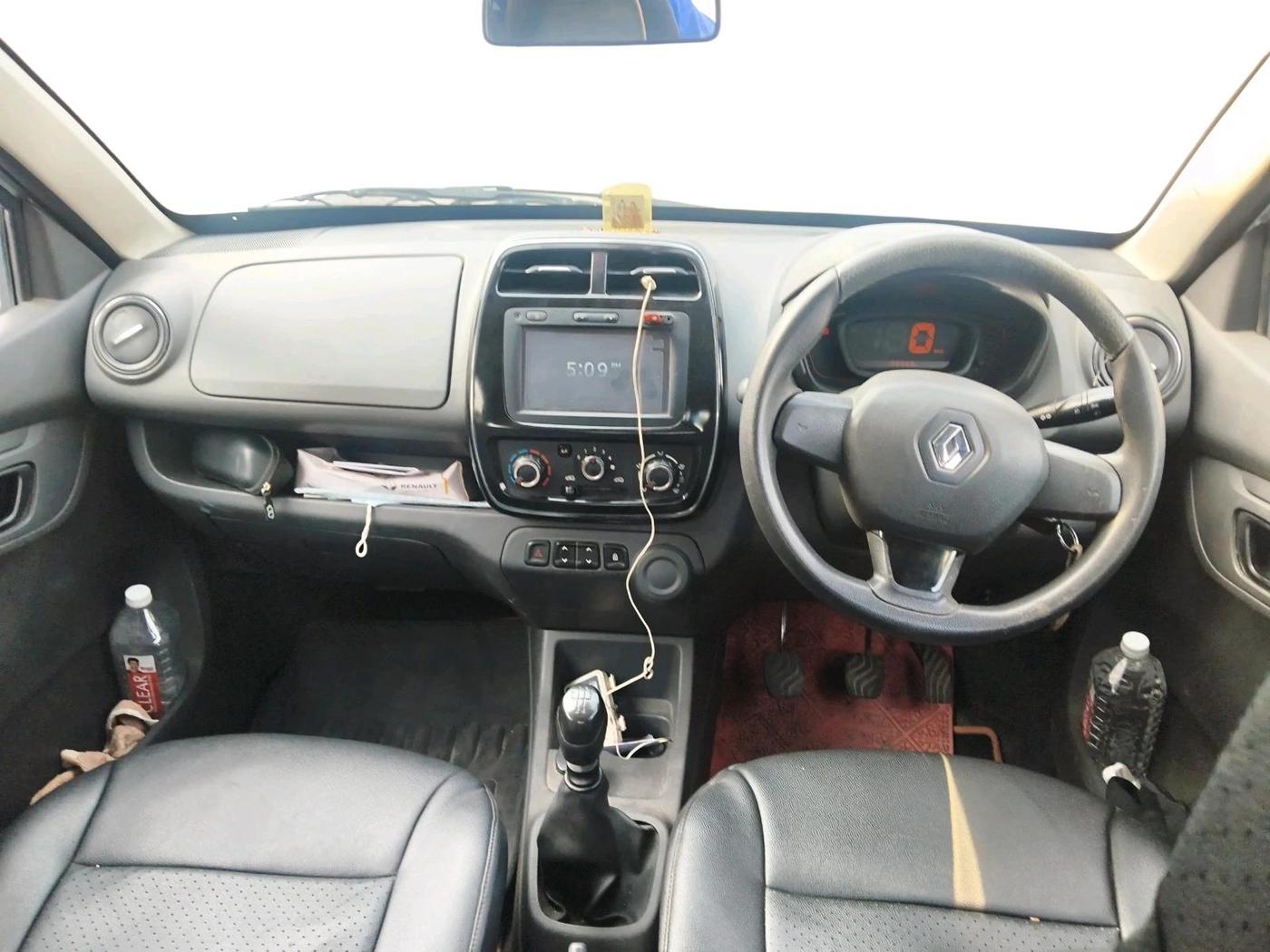 2016 Renault Kwid RXT 0.8, Petrol, Manual, 1,02,869 km, interior