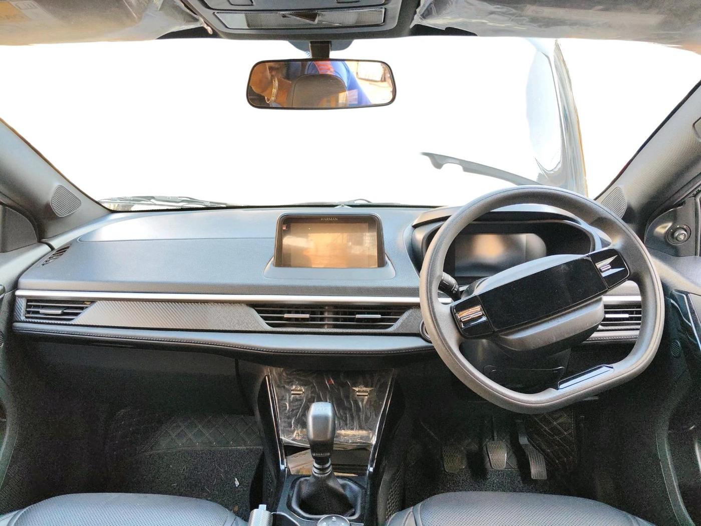 2024 Tata NEXON Creative 1.2 Revotron 6MT Dark Edition, Petrol, Manual, 19,052 km, interior
