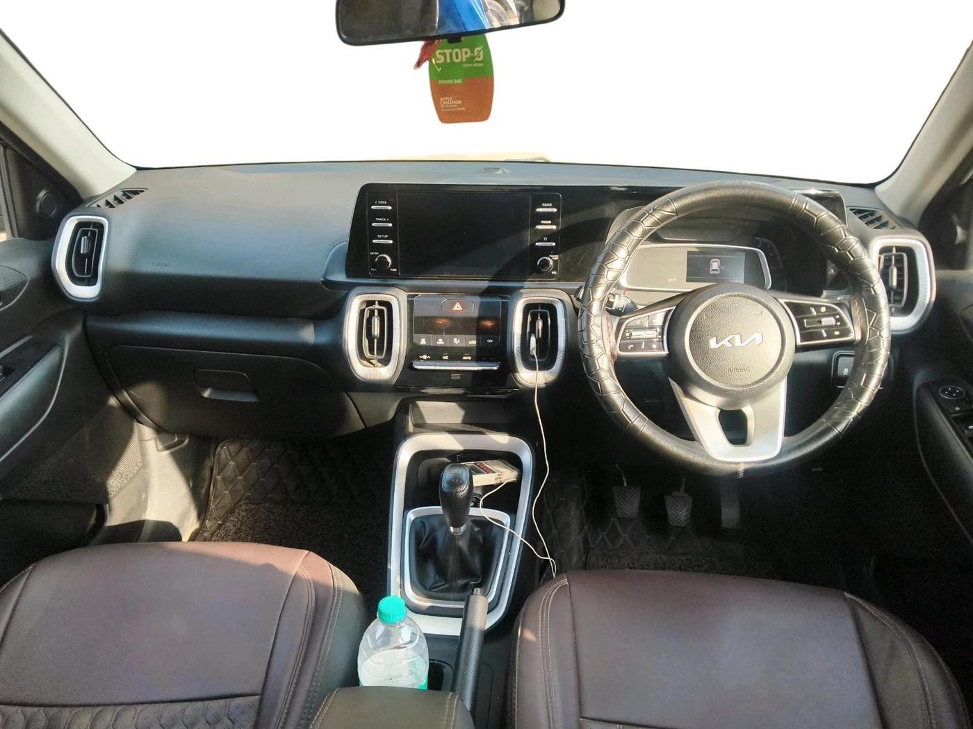 2024 KIA SONET HTK (O) 1.5 Diesel MT, Diesel, Manual, 15,267 km, interior