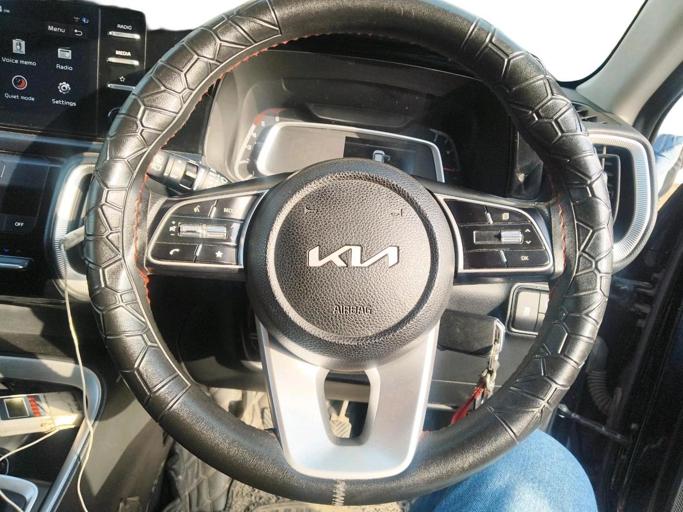 2024 KIA SONET HTK (O) 1.5 Diesel MT, Diesel, Manual, 15,267 km, interior