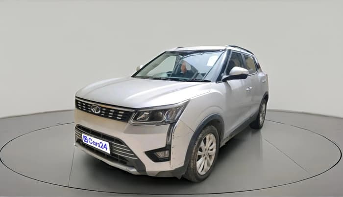 2020 Mahindra XUV300 W8 1.5 DIESEL, Diesel, Manual, 1,19,466 km, exterior
