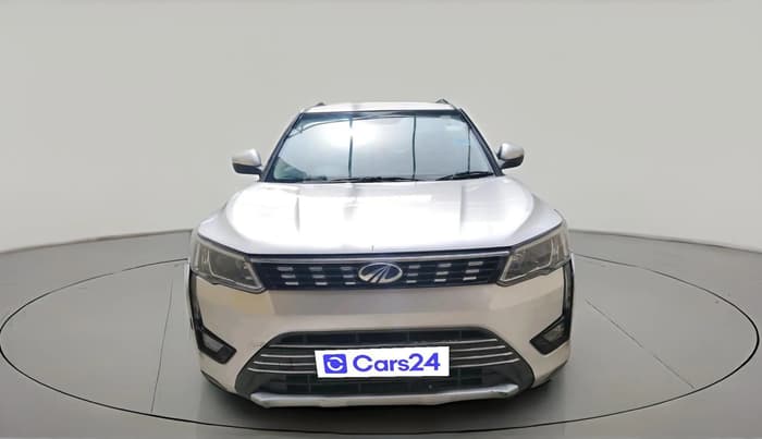 2020 Mahindra XUV300 W8 1.5 DIESEL, Diesel, Manual, 1,19,466 km, exterior