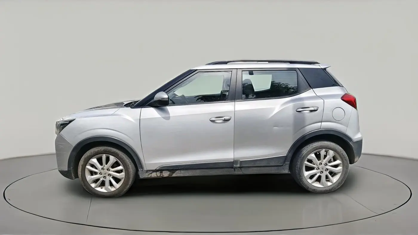 2020 Mahindra XUV300 W8 1.5 DIESEL, Diesel, Manual, 1,19,466 km, exterior