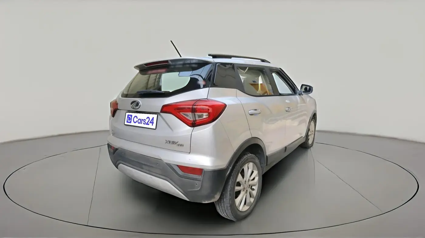 2020 Mahindra XUV300 W8 1.5 DIESEL, Diesel, Manual, 1,19,466 km, exterior