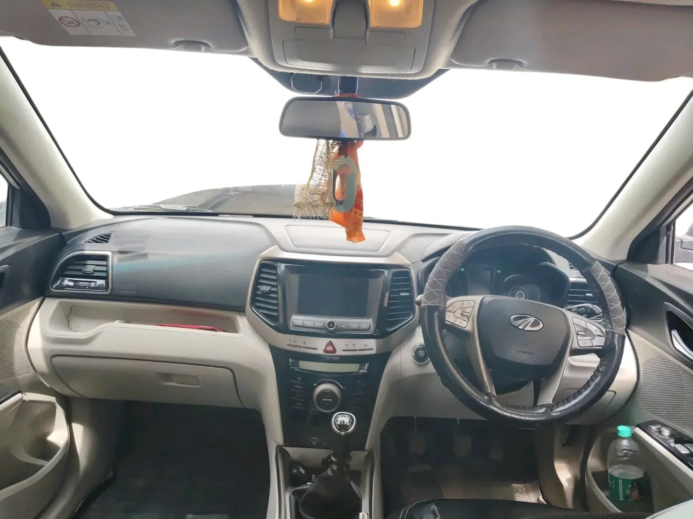 2020 Mahindra XUV300 W8 1.5 DIESEL, Diesel, Manual, 1,19,466 km, interior