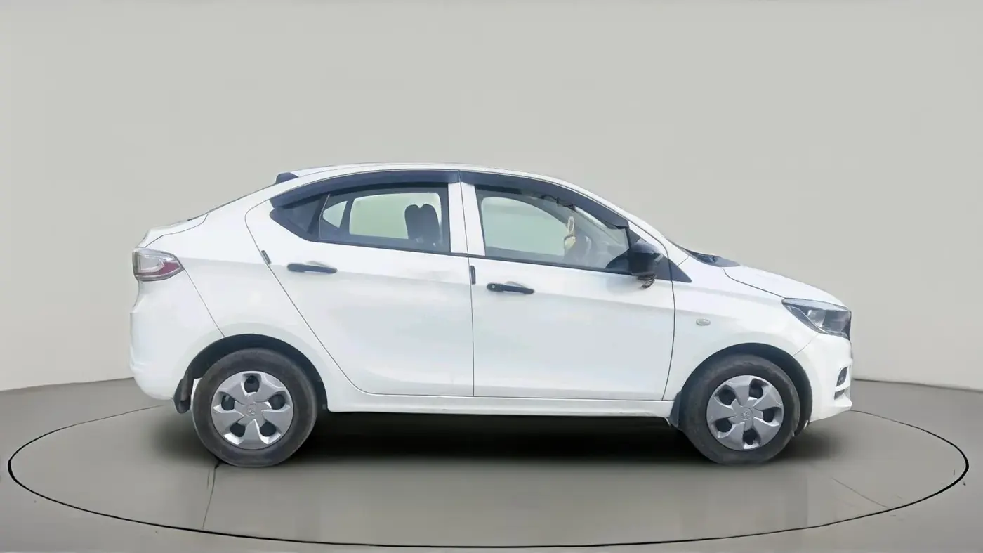 2023 Tata TIGOR XM CNG, CNG, Manual, 33,951 km, exterior