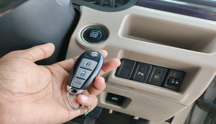 2016 Maruti Ciaz ZXI+ AT, Petrol, Automatic, 1,90,536 km, interior