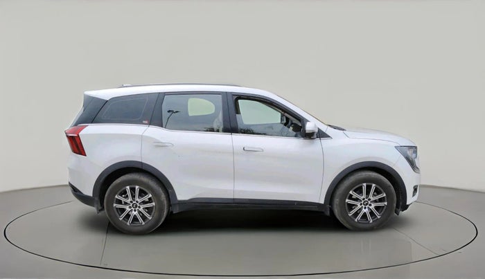 2024 Mahindra XUV700 AX 7 LUXURY D AT 7 STR, Diesel, Automatic, 32,154 km, exterior