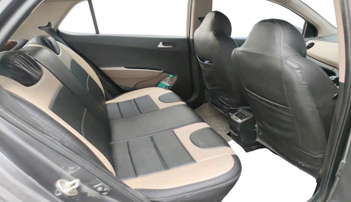 2017 Hyundai Grand i10 SPORTZ (O) 1.2 KAPPA VTVT, Petrol, Manual, 85,576 km, interior