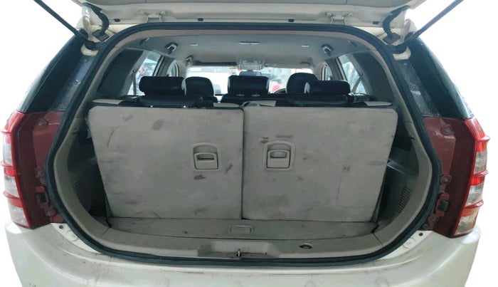 2015 Mahindra XUV500 W6, Diesel, Manual, 1,28,113 km, exterior