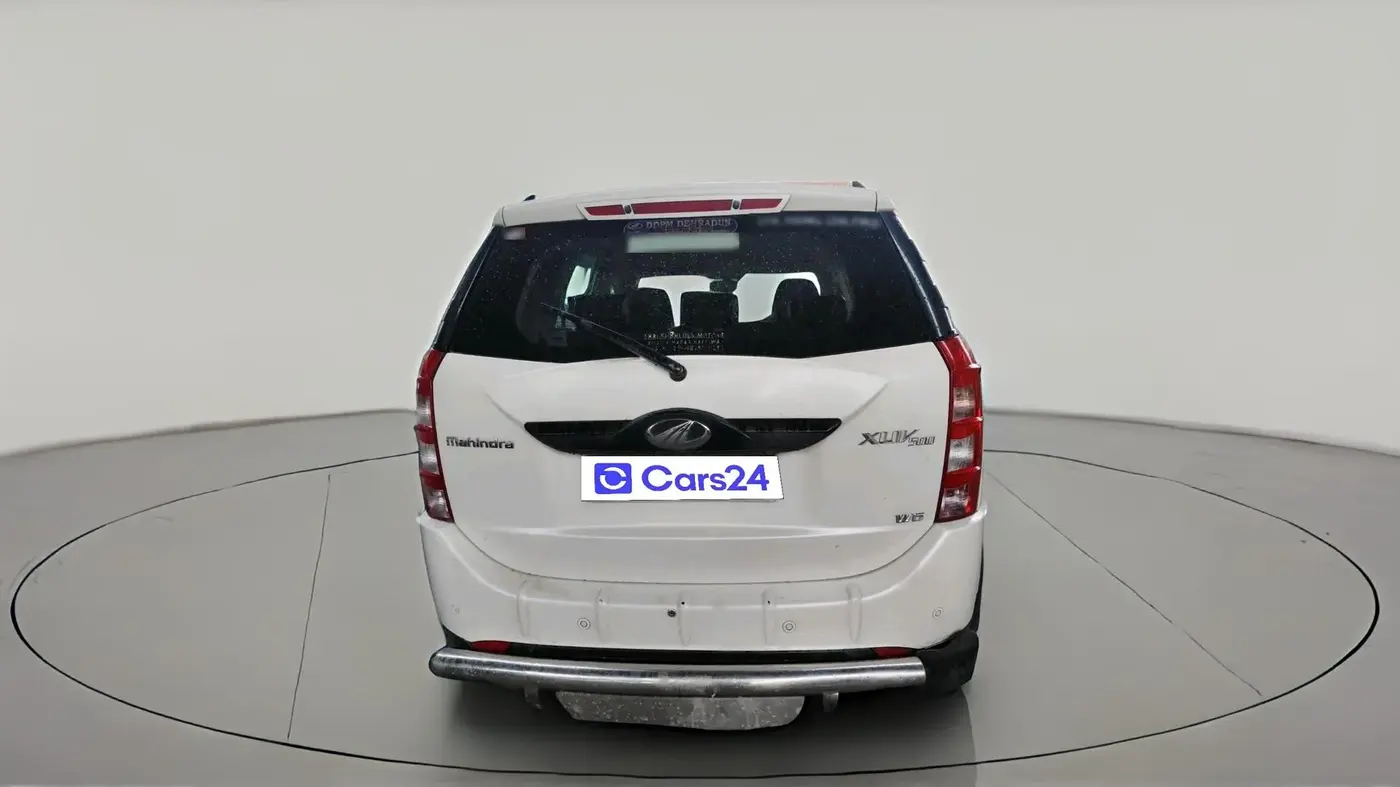 2015 Mahindra XUV500 W6, Diesel, Manual, 1,28,113 km, exterior