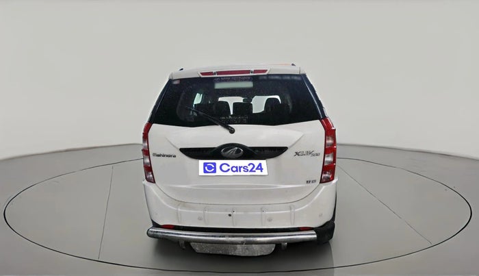 2015 Mahindra XUV500 W6, Diesel, Manual, 1,28,113 km, exterior