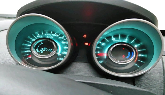 2015 Mahindra XUV500 W6, Diesel, Manual, 1,28,113 km, interior