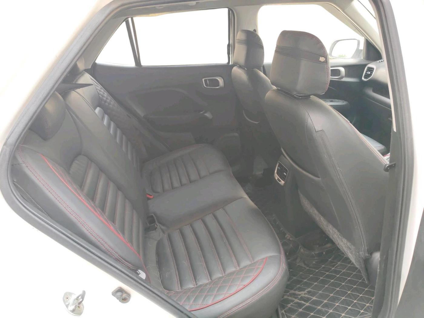 2019 Hyundai VENUE SX 1.0 TURBO, Petrol, Manual, 90,595 km, interior