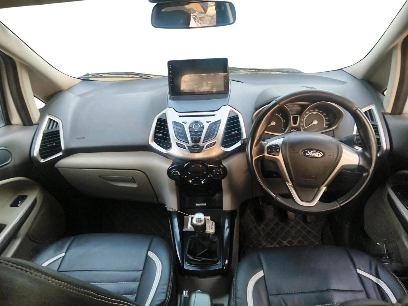 2014 Ford Ecosport TITANIUM 1.5L DIESEL, Diesel, Manual, 1,24,528 km, interior