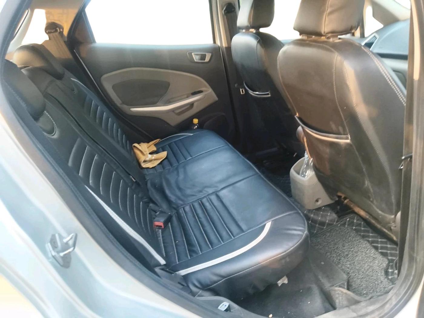 2014 Ford Ecosport TITANIUM 1.5L DIESEL, Diesel, Manual, 1,24,528 km, interior
