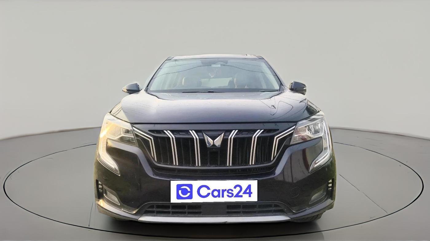 2023 Mahindra XUV700 AX 7 LUXURY P AT 7 STR, Petrol, Automatic, 48,842 km, exterior