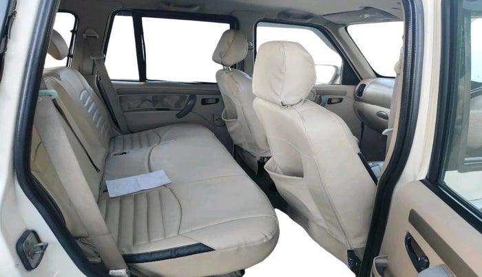 2014 Mahindra Scorpio VLX 2WD BS-III, Diesel, Manual, 1,31,726 km, interior
