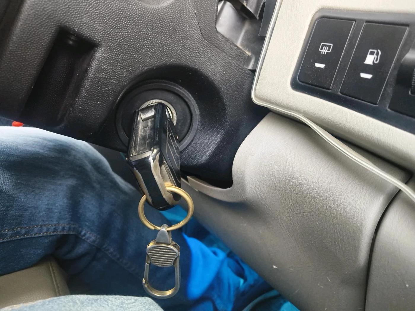 2019 Mahindra Scorpio S9, Diesel, Manual, 8,50,000 km, interior