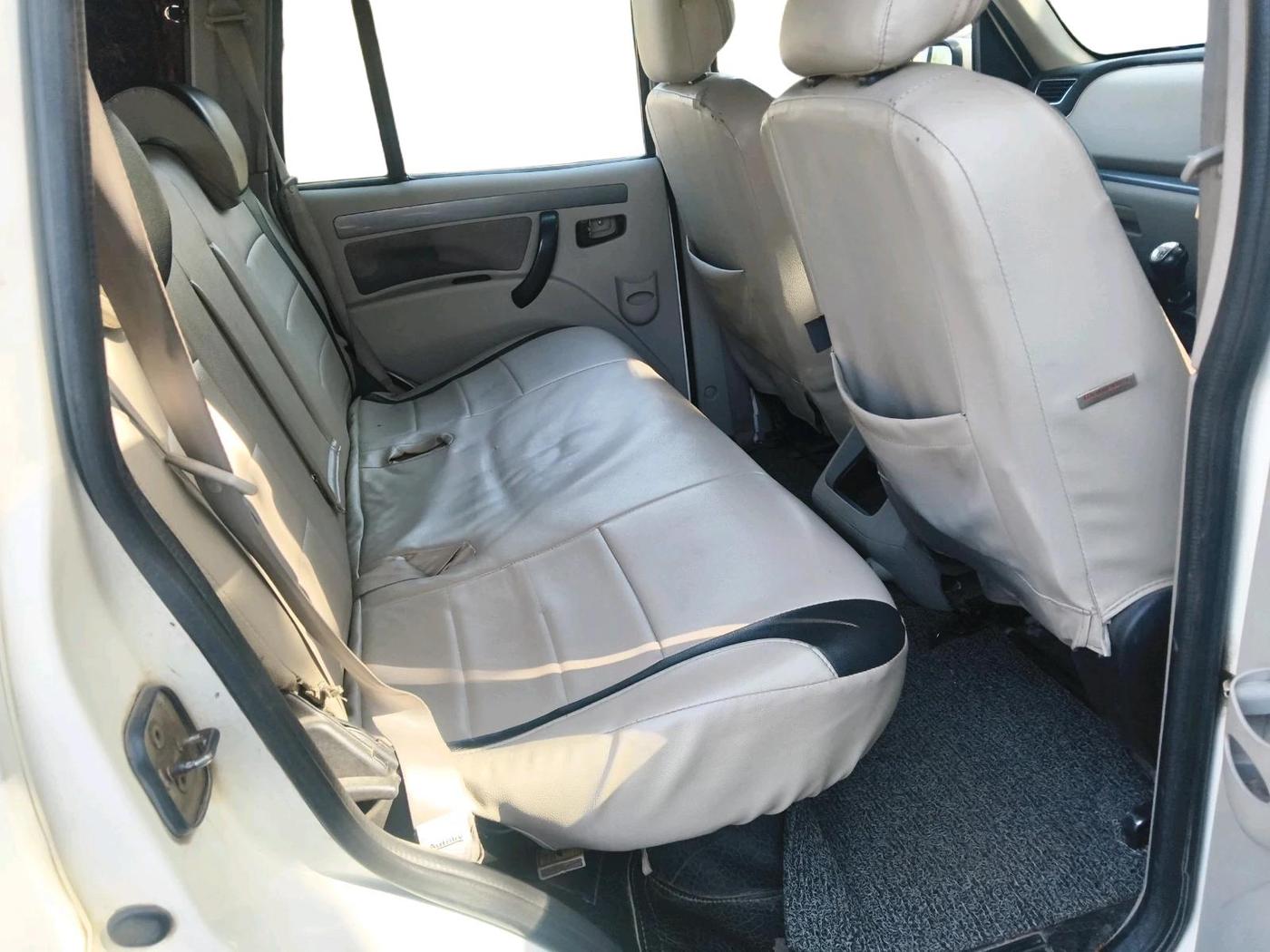 2019 Mahindra Scorpio S9, Diesel, Manual, 8,50,000 km, interior