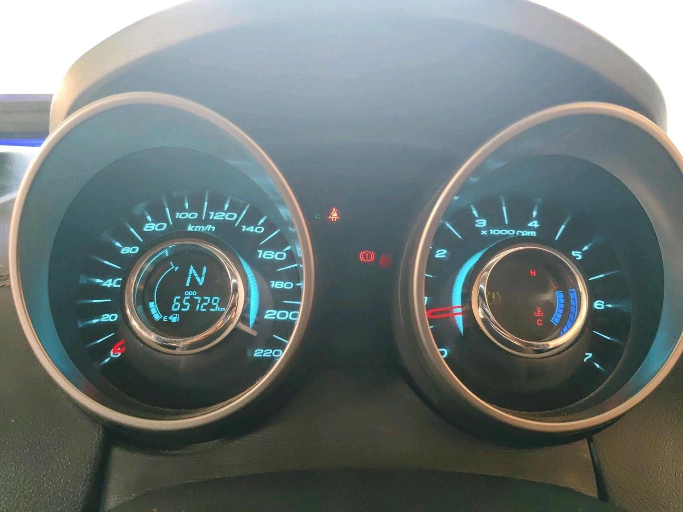 2019 Mahindra XUV500 W11, Diesel, Manual, 65,729 km, interior