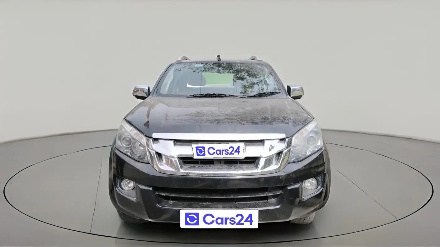 2017 ISUZU D-Max V Cross 4*4 MT, Diesel, Manual, 1,18,500 km, exterior