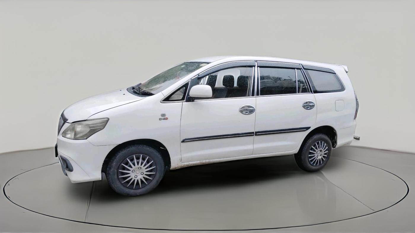 2013 Toyota Innova 2.5 G 7 STR, Diesel, Manual, 2,74,625 km, exterior
