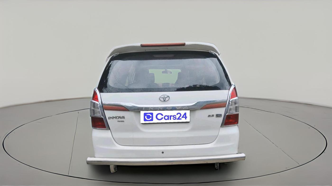 2013 Toyota Innova 2.5 G 7 STR, Diesel, Manual, 2,74,625 km, exterior