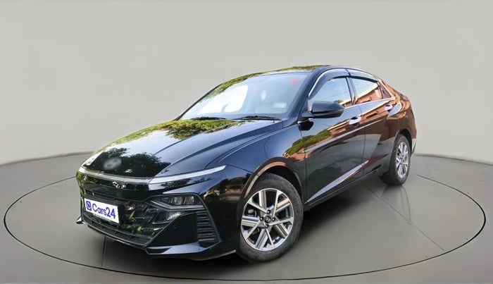 2025 Hyundai Verna SX (O) 1.5 MPI MT, Petrol, Manual, 3,158 km, exterior