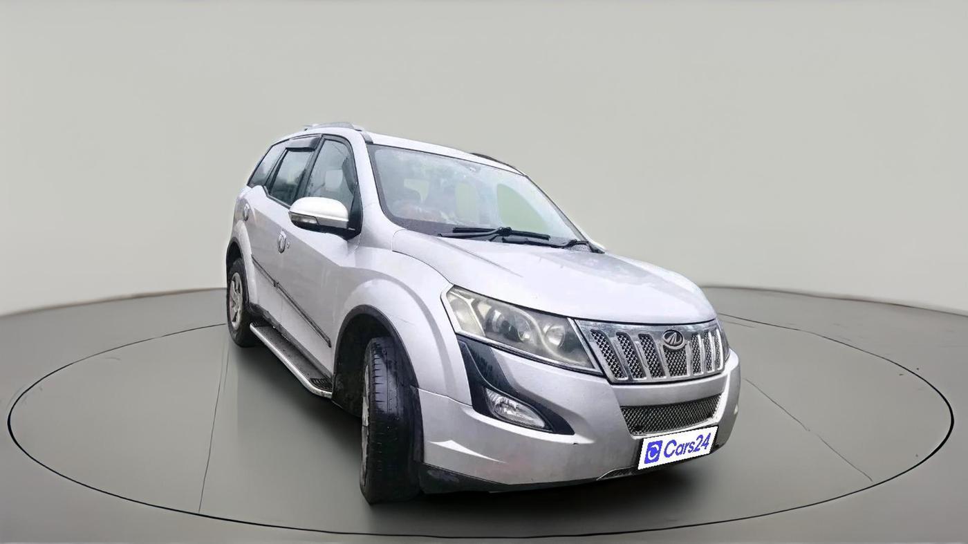 2015 Mahindra XUV500 W6, Diesel, Manual, 1,81,389 km, exterior