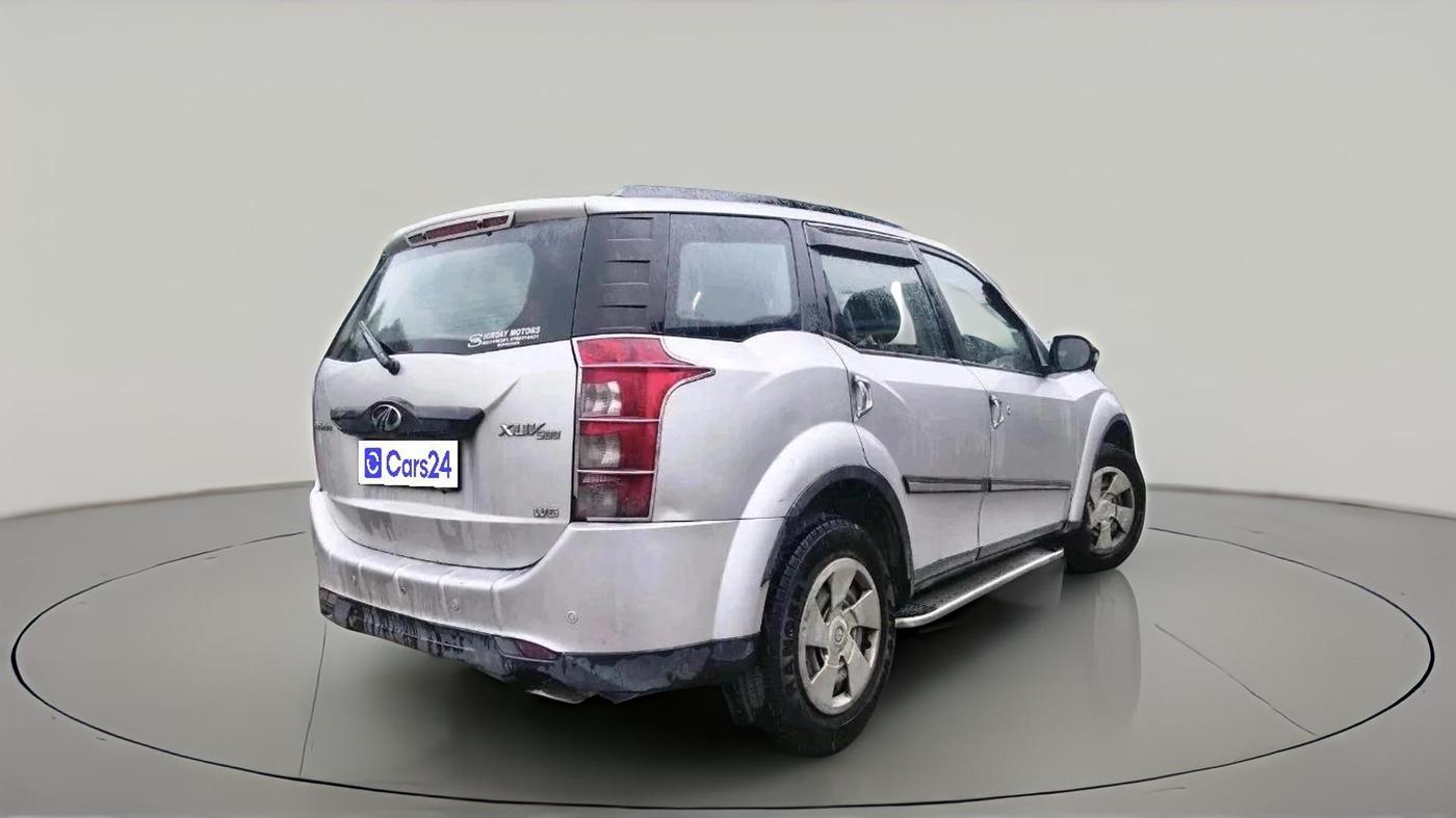2015 Mahindra XUV500 W6, Diesel, Manual, 1,81,389 km, exterior