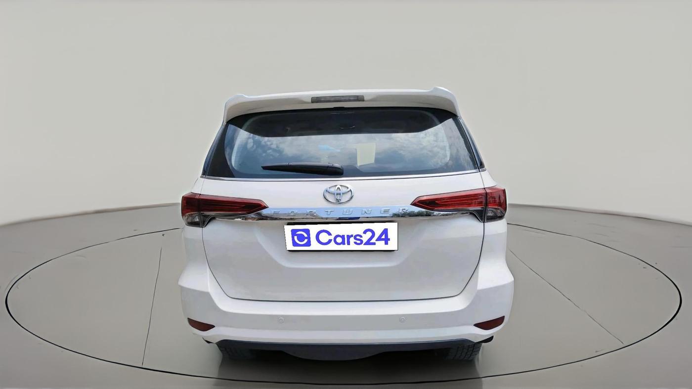 2017 Toyota Fortuner 2.8 4X2 AT, Diesel, Automatic, 42,997 km, exterior
