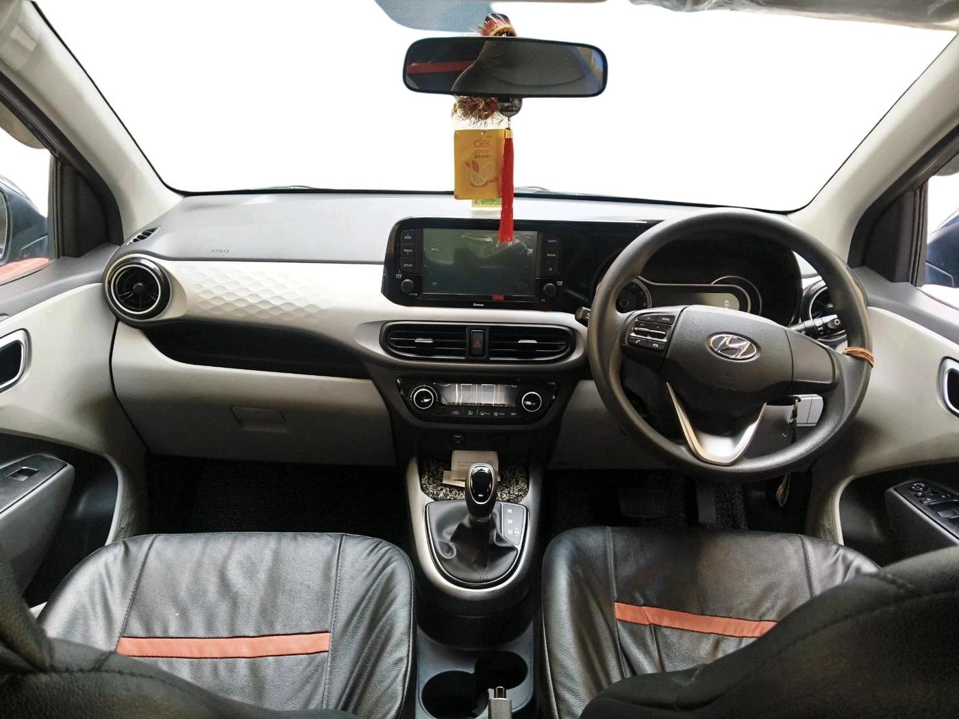 2020 Hyundai GRAND I10 NIOS SPORTZ AMT 1.2 KAPPA VTVT, Petrol, Automatic, 14,340 km, interior