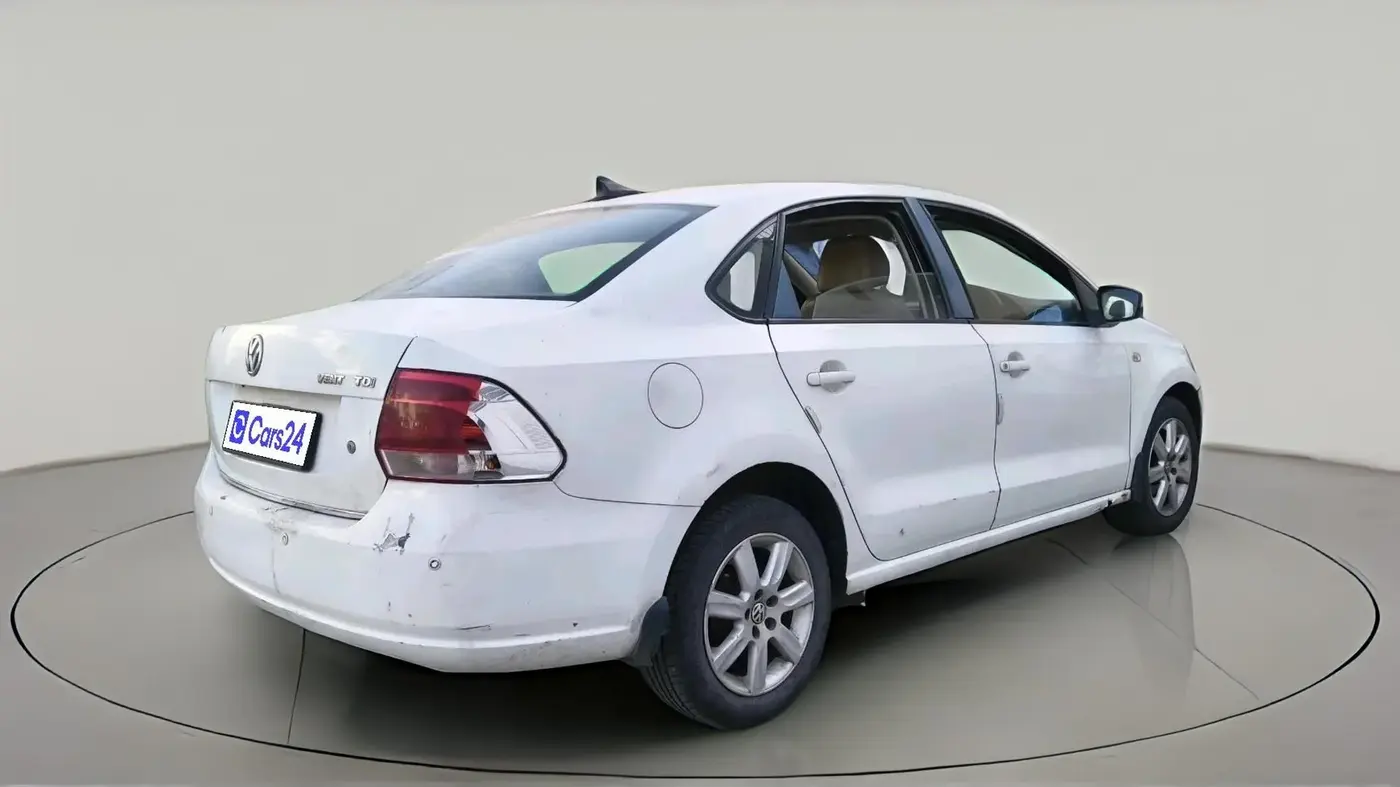 2011 Volkswagen Vento HIGHLINE DIESEL 1.6, Diesel, Manual, 89,384 km, exterior