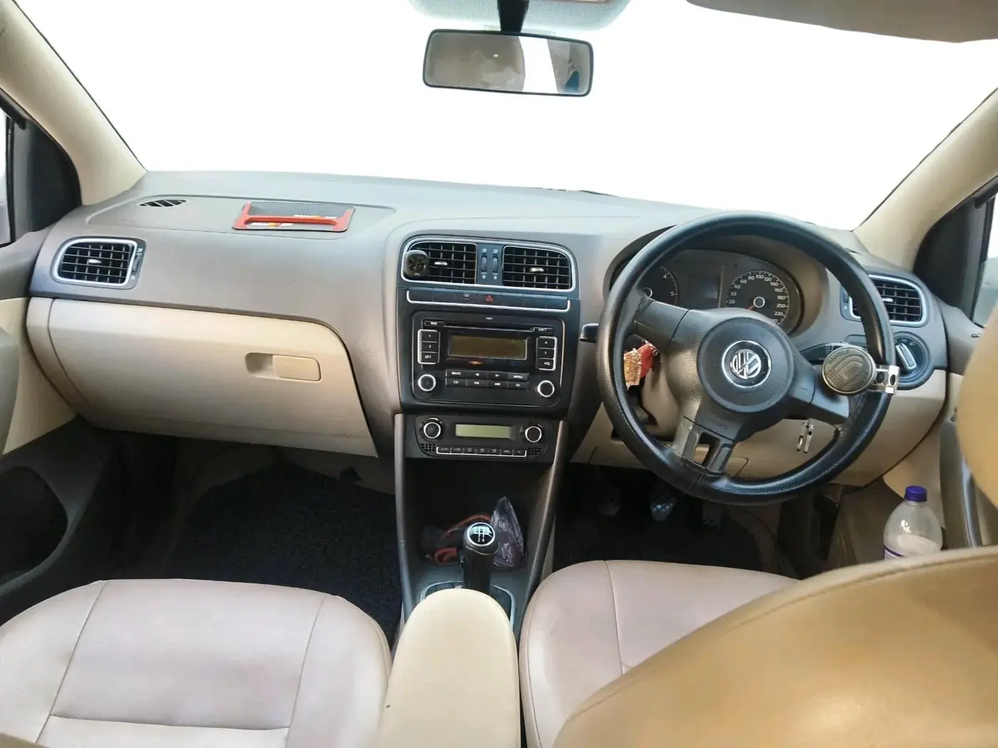 2011 Volkswagen Vento HIGHLINE DIESEL 1.6, Diesel, Manual, 89,384 km, interior