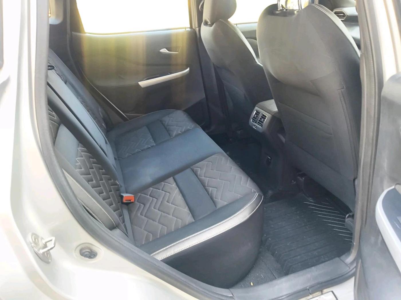 2021 Nissan MAGNITE XV PREMIUM TURBO CVT, Petrol, Automatic, 53,103 km, interior