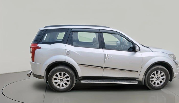 2016 Mahindra XUV500 W8, Diesel, Manual, 83,632 km, exterior