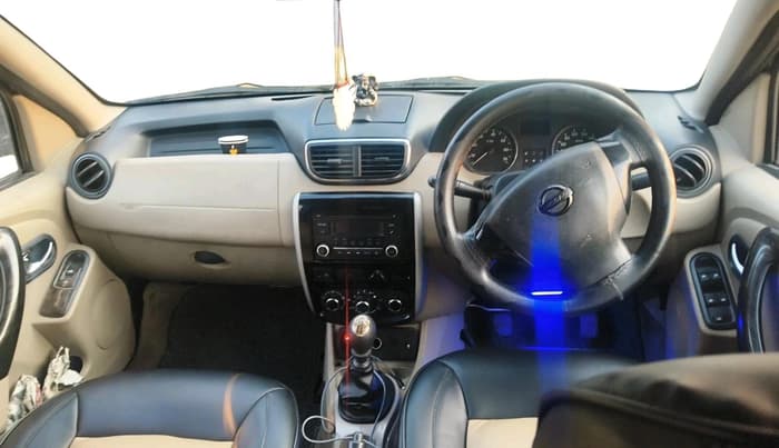 2013 Nissan Terrano XV D THP 110 PS, Diesel, Manual, 1,40,751 km, interior