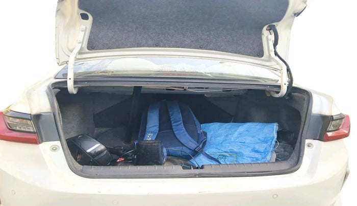 2021 Honda City 1.5L I-VTEC VX, Petrol, Manual, 72,829 km, exterior