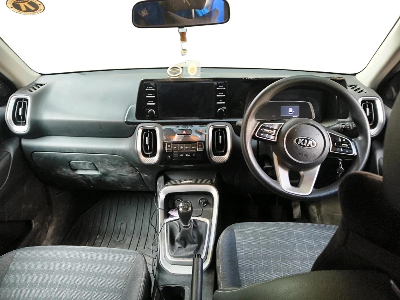 2020 KIA SONET HTK PLUS 1.2, Petrol, Manual, 24,205 km, interior
