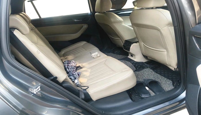 2022 Skoda Kodiaq L&K, Petrol, Automatic, 1,01,001 km, interior