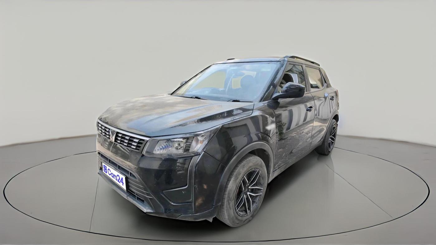 2023 Mahindra XUV300 W6 1.5 Diesel, Diesel, Manual, 60,684 km, exterior