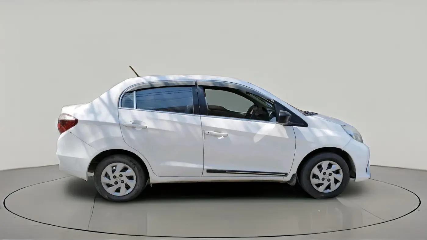 2016 Honda Amaze 1.5L I-DTEC SX, Diesel, Manual, 1,46,274 km, exterior