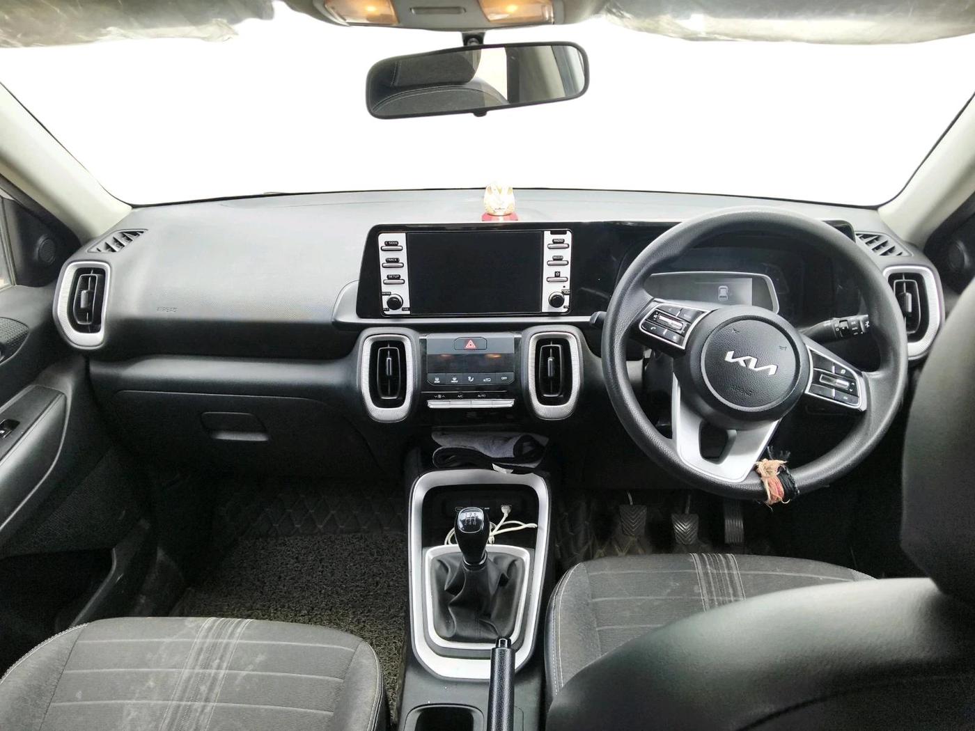 2024 KIA SONET HTK PLUS 1.2 PETROL MT, Petrol, Manual, 23,419 km, interior