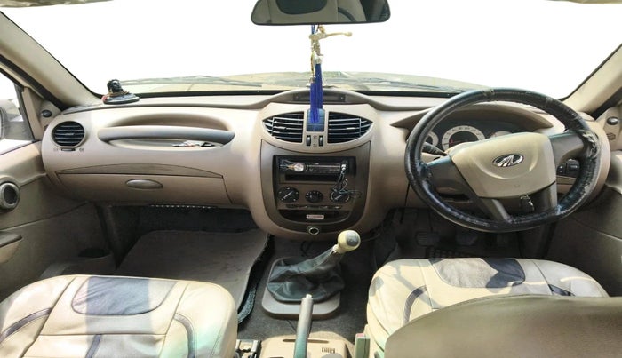 2012 Mahindra Xylo E4 BS-III, Diesel, Manual, 1,83,000 km, interior
