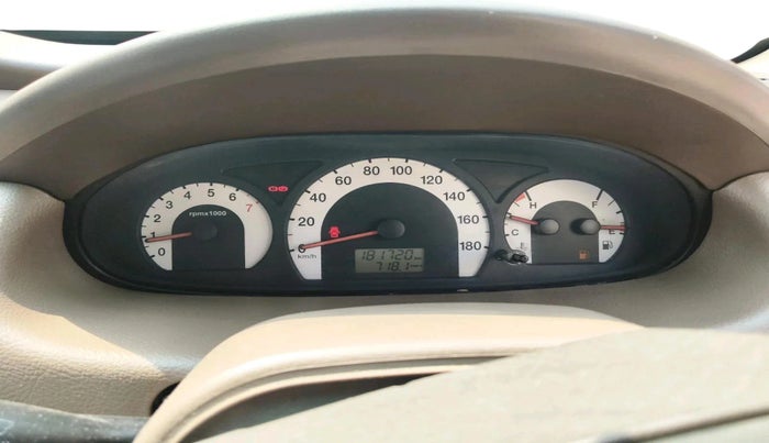 2012 Mahindra Xylo E4 BS-III, Diesel, Manual, 1,83,000 km, interior