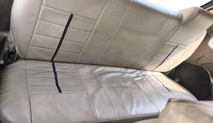 2012 Mahindra Xylo E4 BS-III, Diesel, Manual, 1,83,000 km, interior