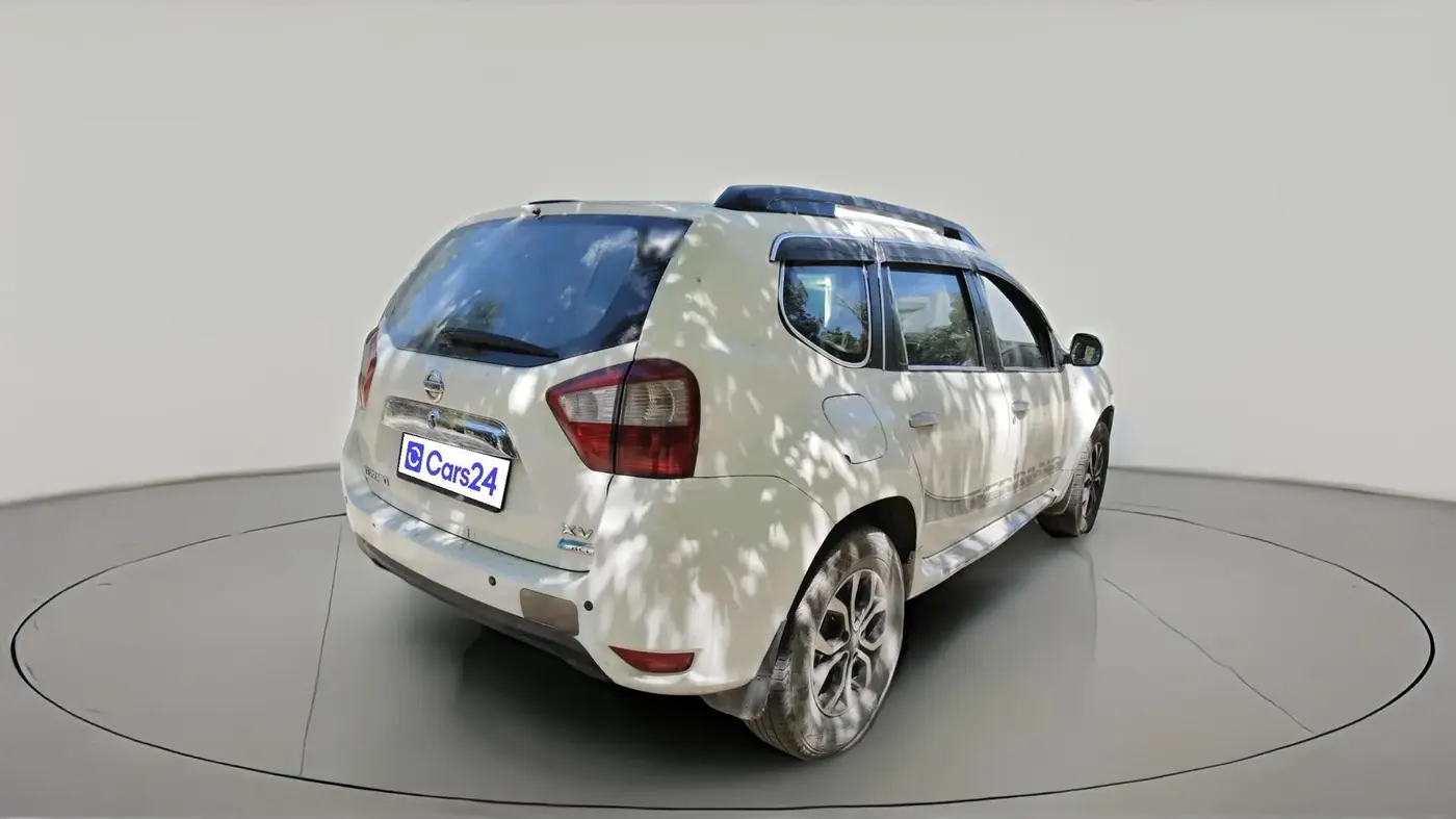 2015 Nissan Terrano XL (D), Diesel, Manual, 1,14,809 km, exterior