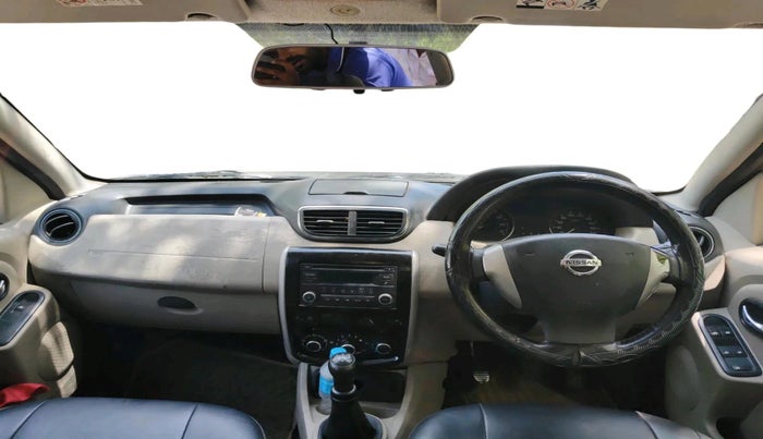 2015 Nissan Terrano XL (D), Diesel, Manual, 1,14,809 km, interior