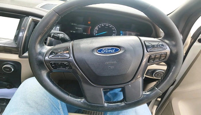 2018 Ford Endeavour TITANIUM 3.2 4X4 AT, Diesel, Automatic, 1,64,642 km, interior